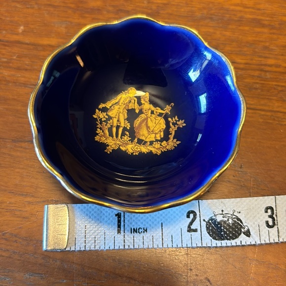 Limoges porcelain salt dish. - Picture 4 of 4